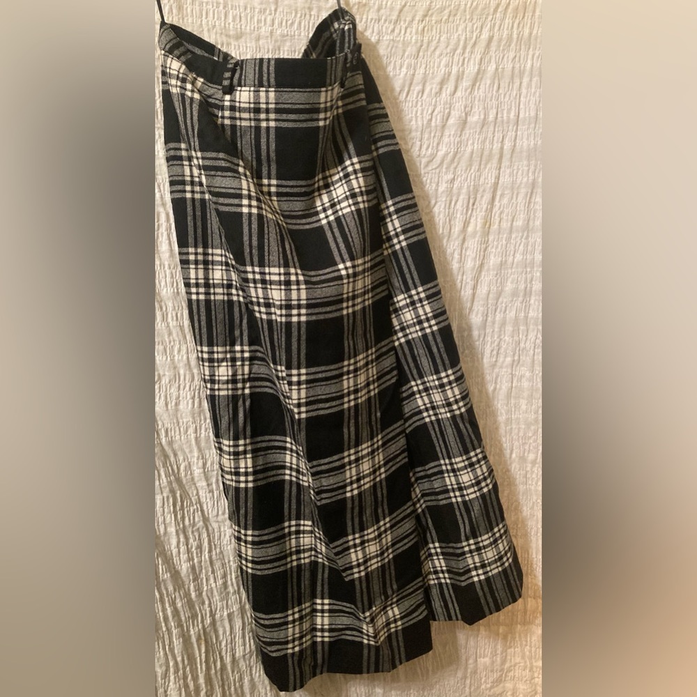 Vintage 90’s Evan-Picone maxi wrap skirt